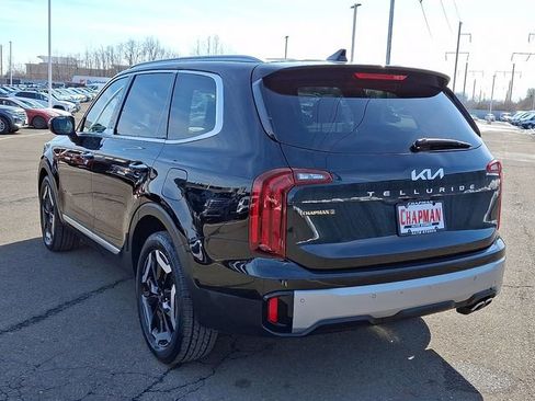 Used 2023 Kia Telluride S w/ S Sunroof Package image 4