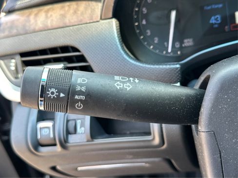 Used 2018 Cadillac XTS Luxury image 17