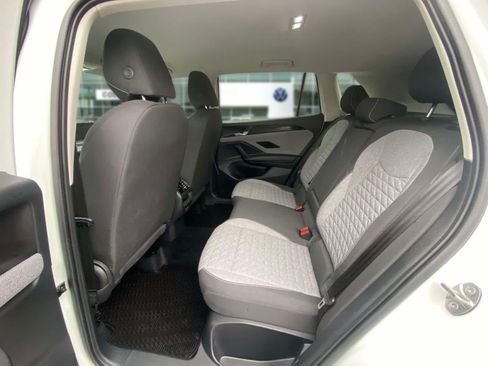 Certified 2025 Volkswagen Tiguan S AWD/4WD image 22