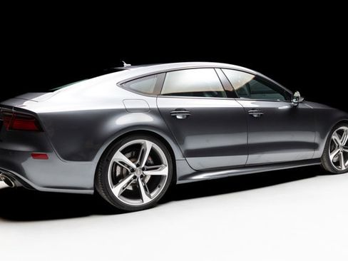 Used 2016 Audi RS 7 Prestige w/ Carbon-Optic Package image 27