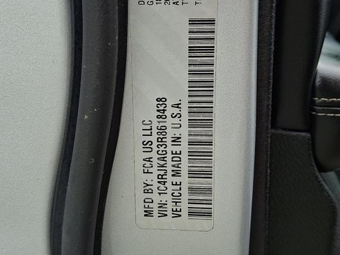 Used 2024 Jeep Grand Cherokee L Laredo AWD/4WD image 25