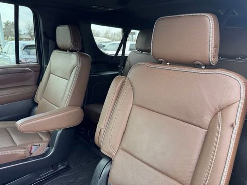 Used 2023 Chevrolet Suburban High Country w/ LPO, Illumination Package image 14