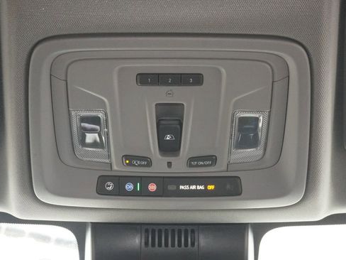 Used 2023 Chevrolet Silverado 1500 LT Trail Boss w/ Convenience Package II image 19