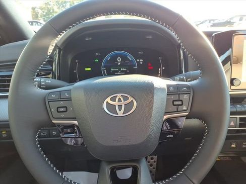New 2026 Toyota Camry SE image 21