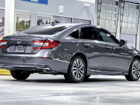 Used 2021 Honda Accord EX-L image 9