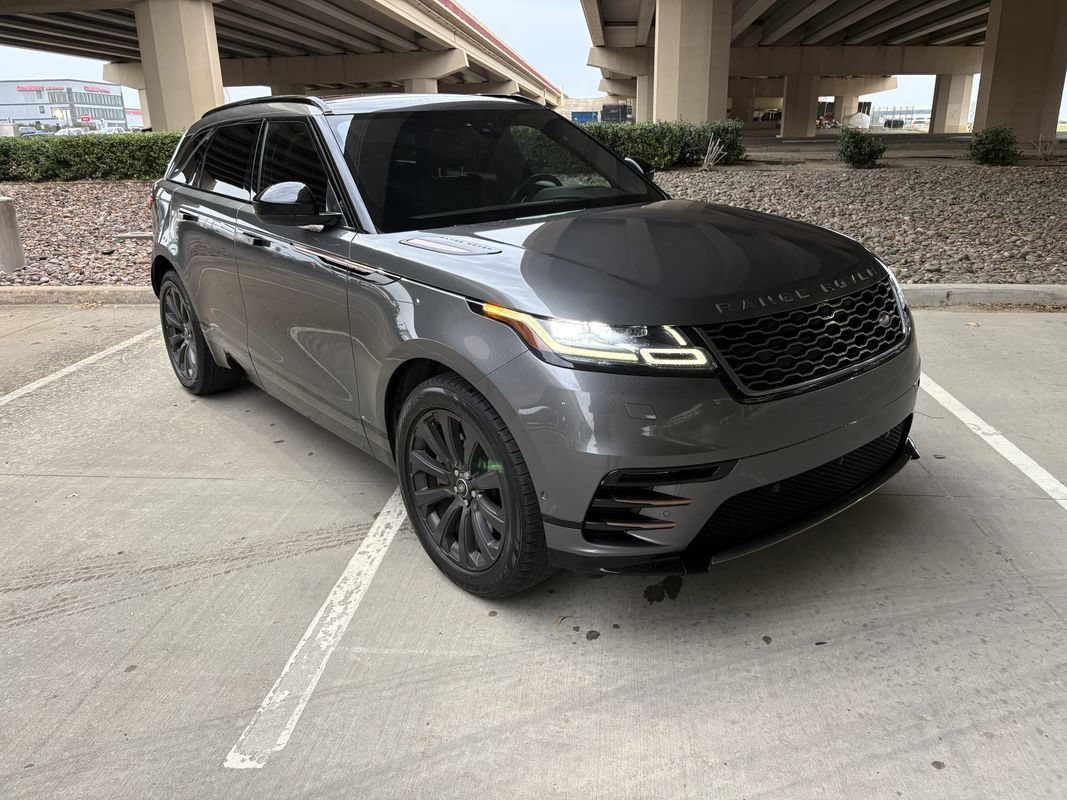 Used 2018 Land Rover Range Rover Velar R-Dynamic SE AWD/4WD image 2