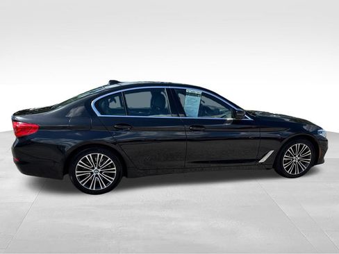 Used 2020 BMW 530i xDrive w/ Premium Package AWD/4WD image 3