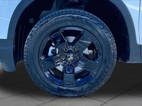 Used 2026 Honda Ridgeline Black Edition image 11