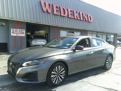 Used 2024 Nissan Altima 2.5 SV