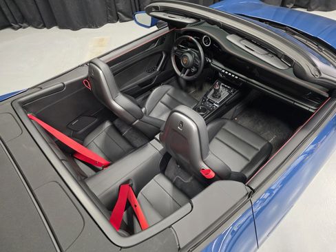 Certified 2023 Porsche 911 Carrera GTS image 27