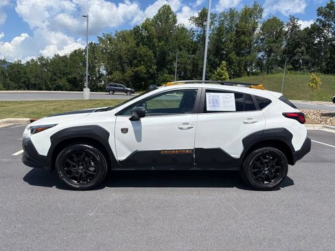 Certified 2025 Subaru Crosstrek 2.5i Wilderness w/ Wilderness Package AWD/4WD image 4