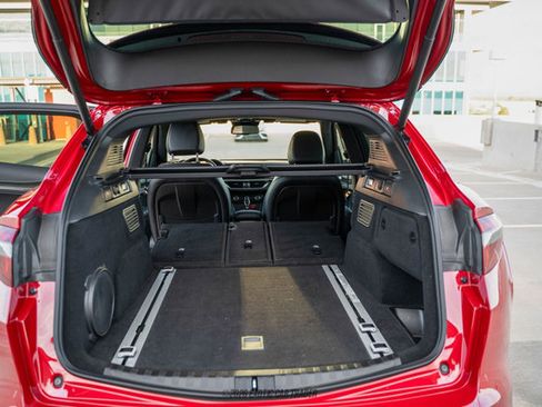 Used 2020 Alfa Romeo Stelvio Quadrifoglio image 76