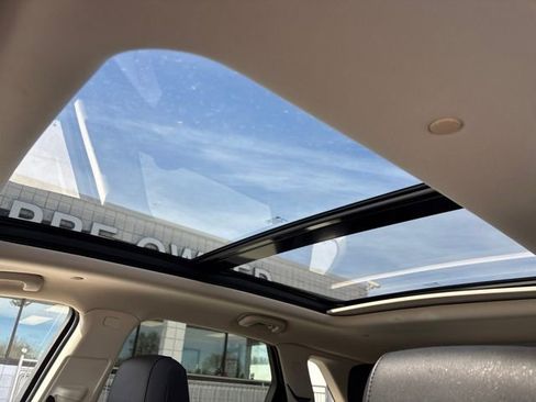 Used 2019 Cadillac XT5 Luxury FWD image 21