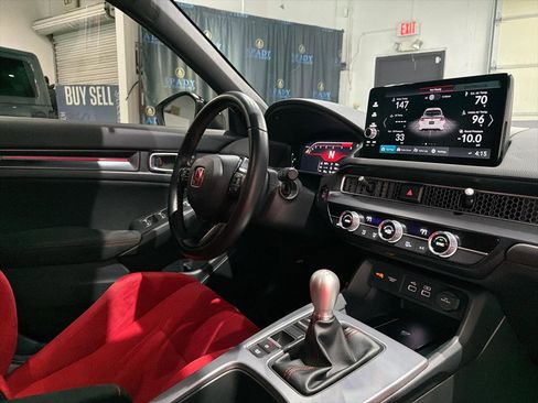 Used 2023 Honda Civic Type R image 30