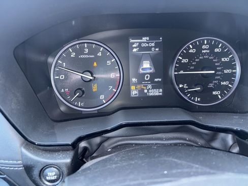 Used 2024 Subaru Outback Premium AWD/4WD image 16