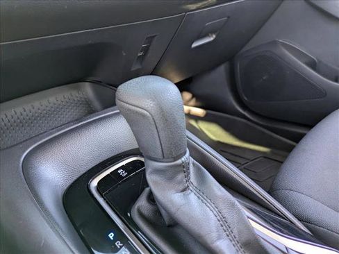 Certified 2022 Toyota Corolla LE image 12