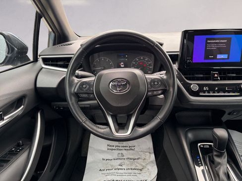 Used 2023 Toyota Corolla SE image 12