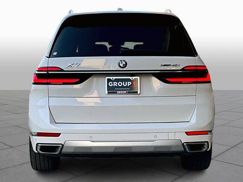 Used 2023 BMW X7 xDrive40i w/ Executive Package image 4