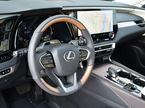 Used 2023 Lexus RX 350 Premium Plus w/ Accessory Package FWD image 38
