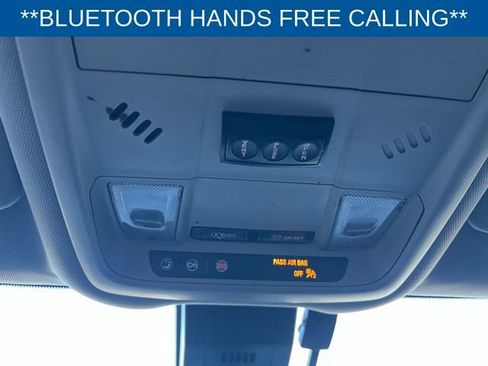 Used 2020 Chevrolet Equinox LS w/ LS Convenience Package image 7