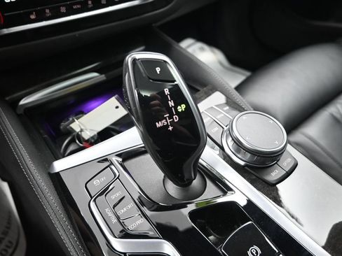 Used 2023 BMW M550i xDrive AWD/4WD image 24