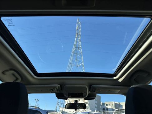 Used 2023 Subaru Forester Premium image 13