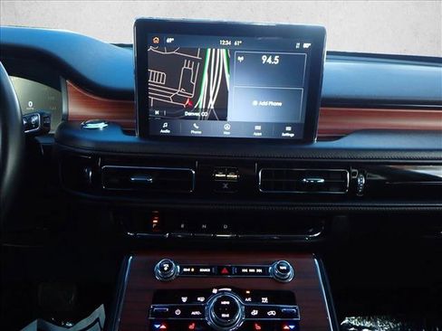 Used 2023 Lincoln Aviator Reserve image 18