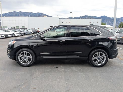 Used 2017 Ford Edge Titanium FWD image 9