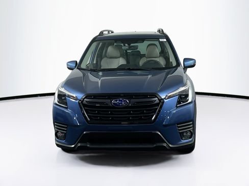 Used 2023 Subaru Forester Limited AWD/4WD image 2