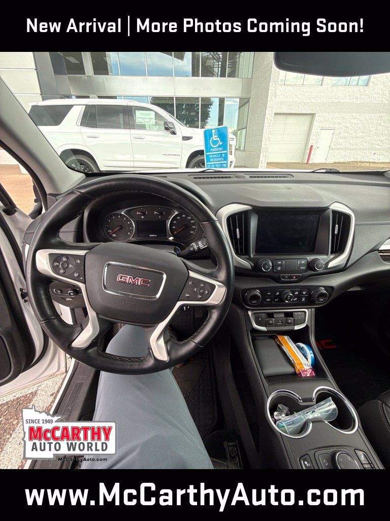 Used 2024 GMC Terrain SLT AWD/4WD image 7