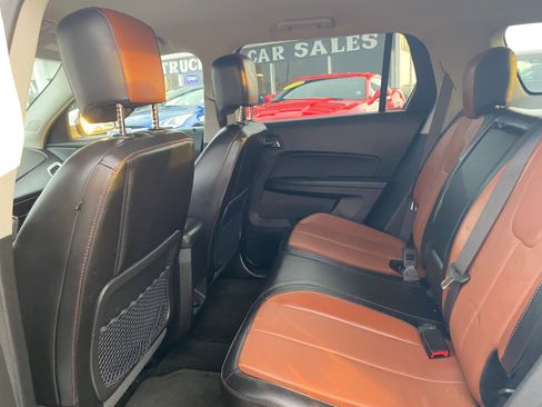 Used 2017 GMC Terrain SLT image 17