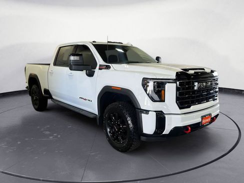 Used 2026 GMC Sierra 3500 AT4 w/ AT4 Premium Plus Package AWD/4WD image 3