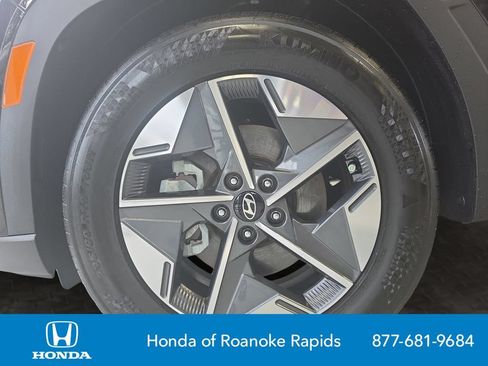 Used 2025 Hyundai Tucson SEL FWD image 9