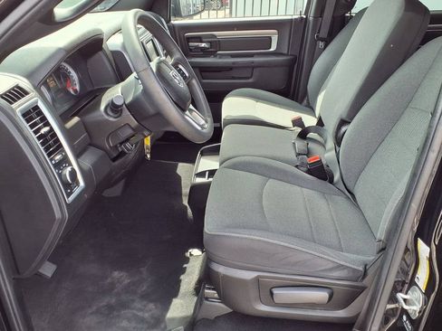 Used 2024 RAM 1500 Warlock AWD/4WD image 19
