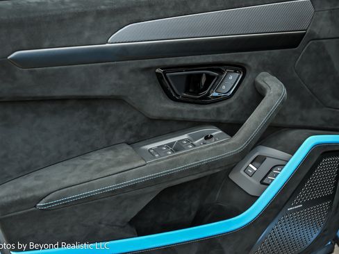 Used 2024 Lamborghini Urus Performante image 21