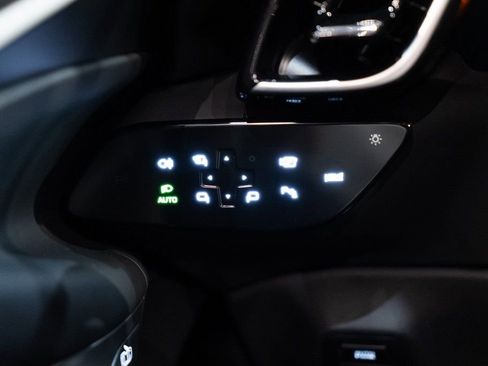 Used 2025 Ferrari Roma Spider image 31