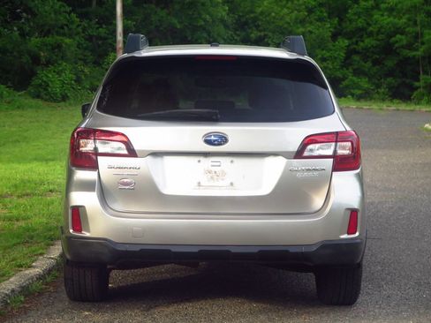 Used 2015 Subaru Outback 2.5i Limited AWD/4WD image 27