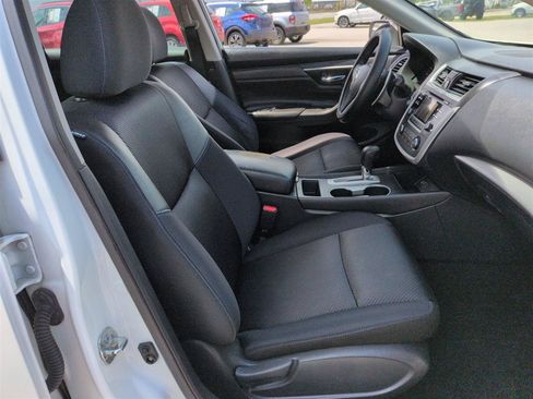 Used 2017 Nissan Altima 2.5 SR w/ Midnight Edition Package FWD image 30