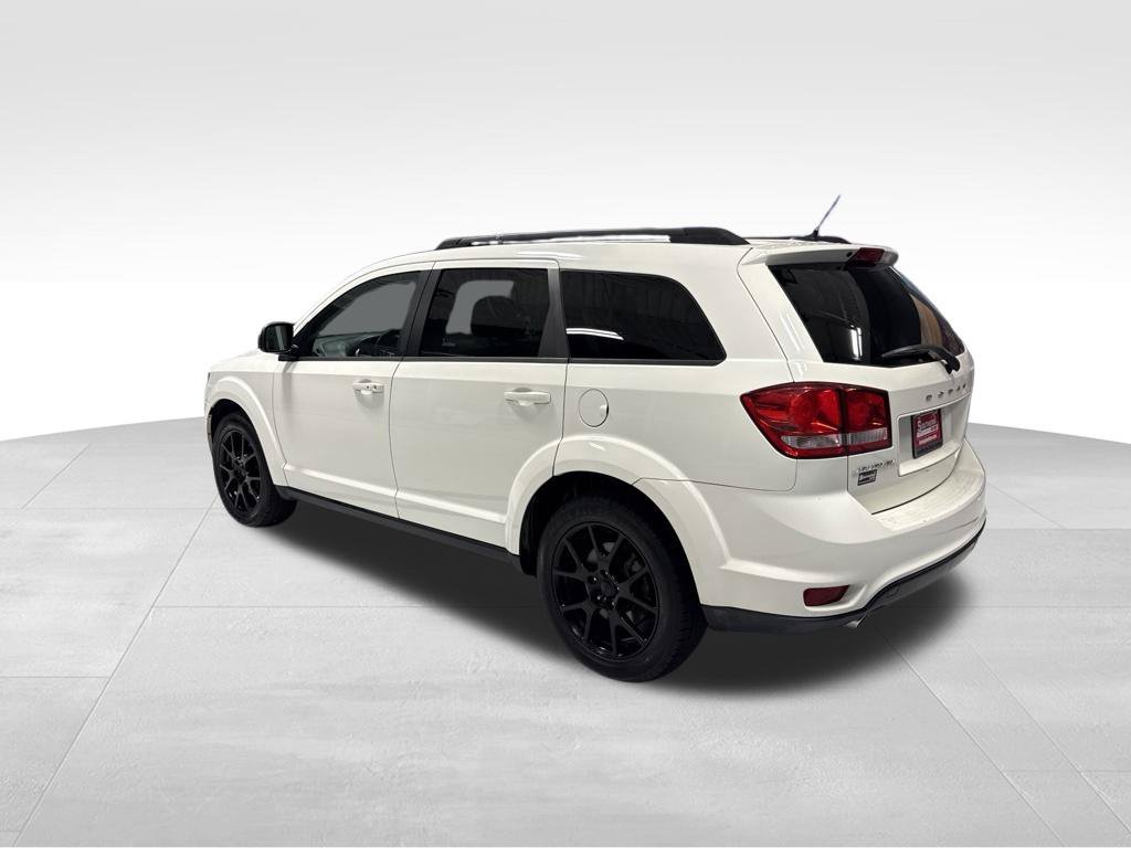 Used 2014 Dodge Journey SXT w/ Flexible Seating Group FWD image 4