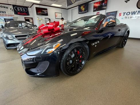 Used 2016 Maserati GranTurismo Sport RWD image 9