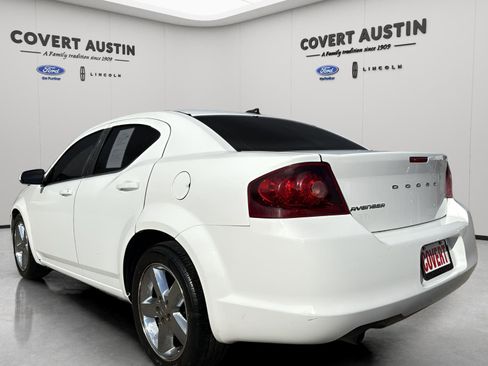 Used 2013 Dodge Avenger SXT image 1