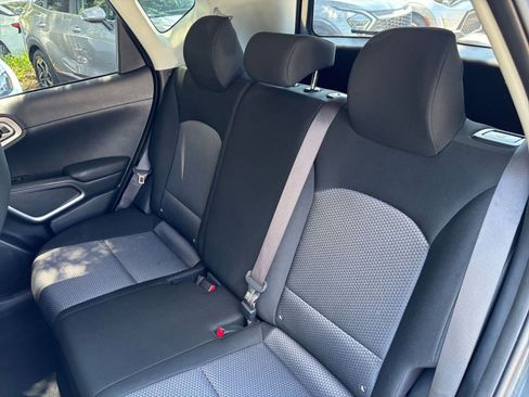 Used 2025 Kia Soul LX w/ LX Technology Package FWD image 35