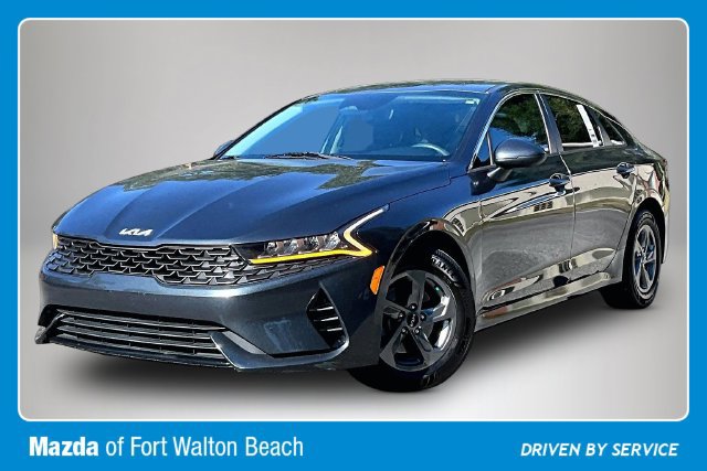 Used 2022 Kia K5 LXS FWD image 2