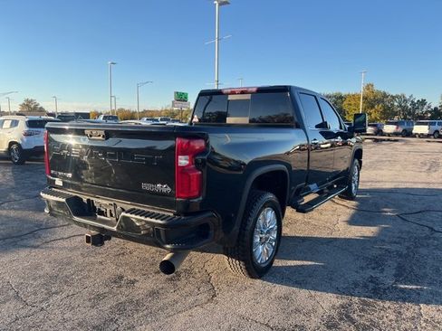 Used 2022 Chevrolet Silverado 2500 High Country image 6
