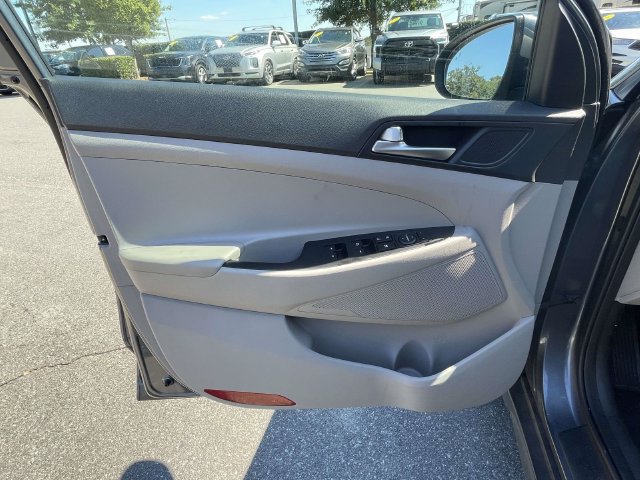 Used 2019 Hyundai Tucson Value AWD/4WD image 18