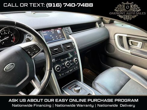 Used 2018 Land Rover Discovery Sport SE AWD/4WD image 34