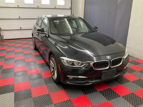 Used 2017 BMW 330i xDrive 330i xDrive Sedan 4D image 1