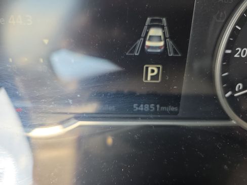 Used 2024 Nissan Versa SR FWD image 21