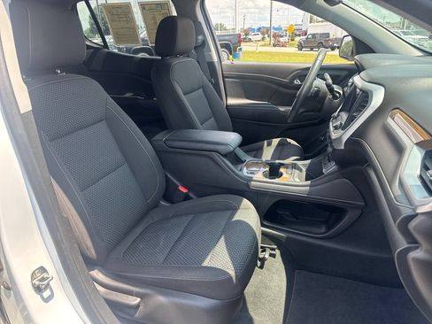 Used 2021 GMC Acadia SLE w/ Driver Convenience Package FWD image 11