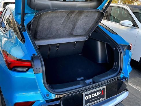 Used 2025 Buick Envista Sport Touring w/ Experience Buick Package image 36